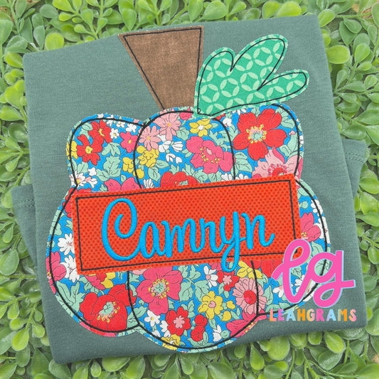 Rounded Pumpkin with Ribbon Name Appliqué Shirt